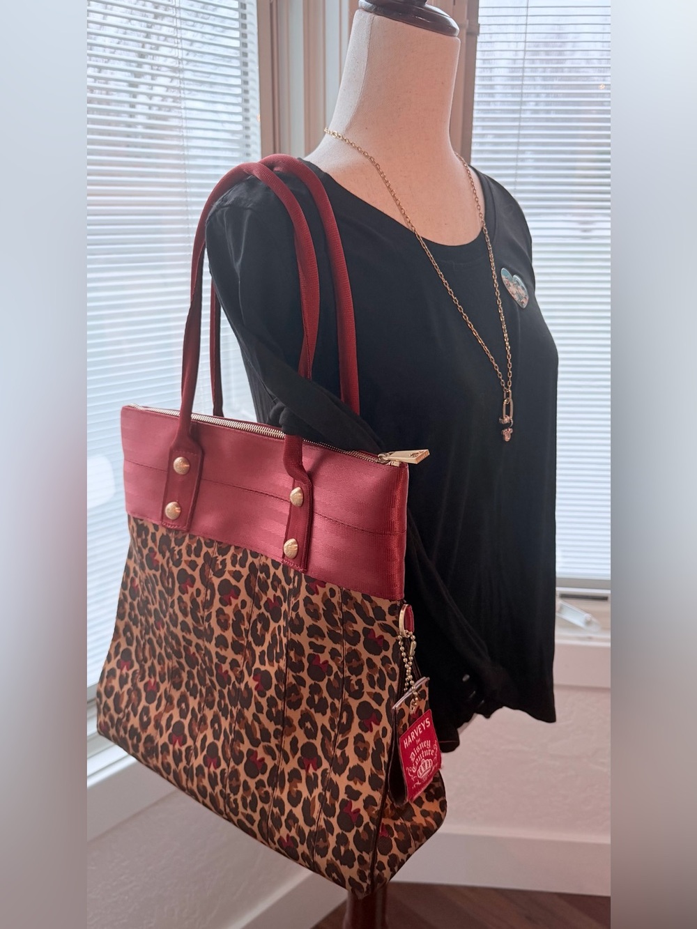 Harvey’s Disney Limited Edition Mickey Minnie Leopard Print Marilyn Tote Bag GUC